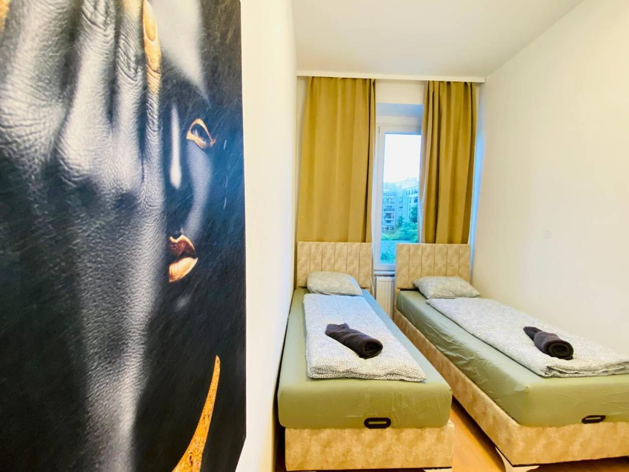 Comfortable Room In The 23Rd District Of Vienna Fr4 Exterior photo