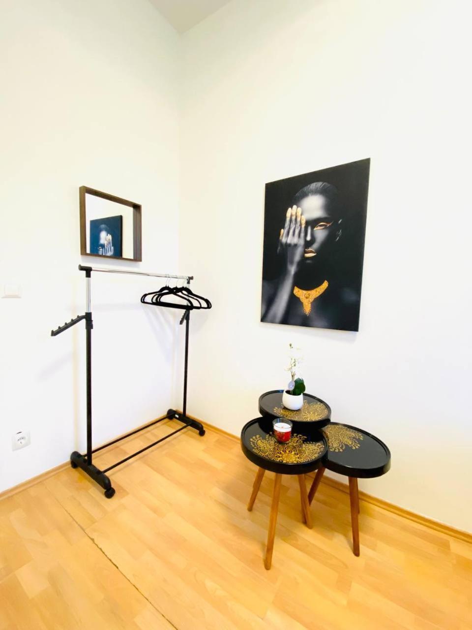 Comfortable Room In The 23Rd District Of Vienna Fr4 Exterior photo