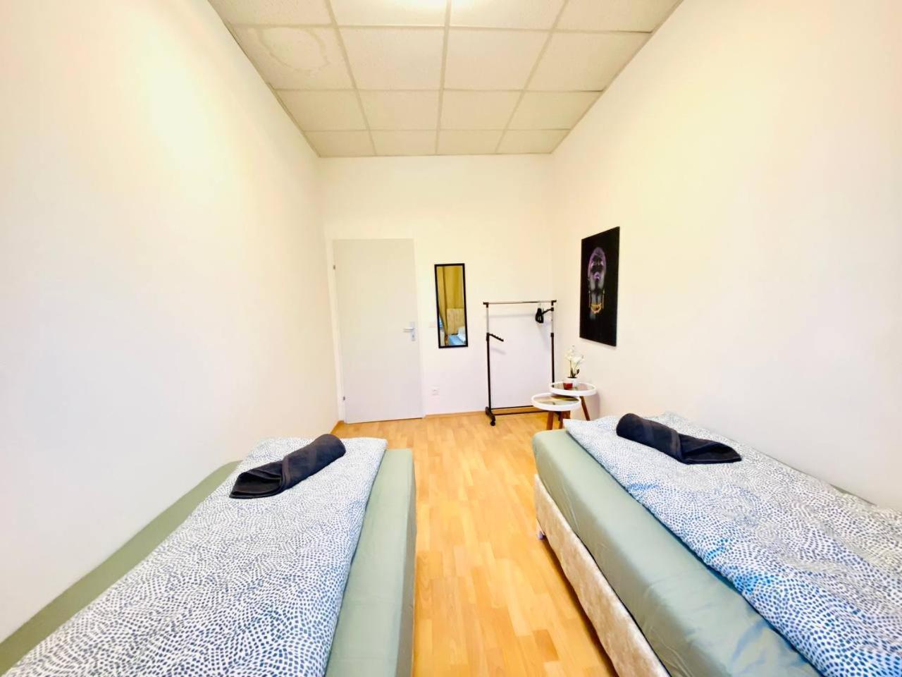 Comfortable Room In The 23Rd District Of Vienna Fr4 Exterior photo