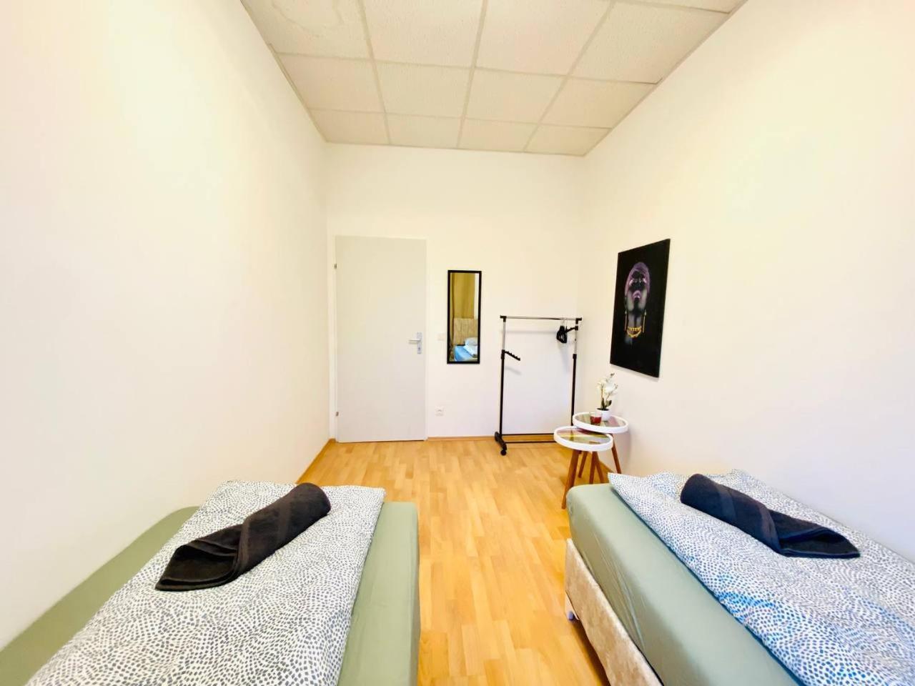 Comfortable Room In The 23Rd District Of Vienna Fr4 Exterior photo