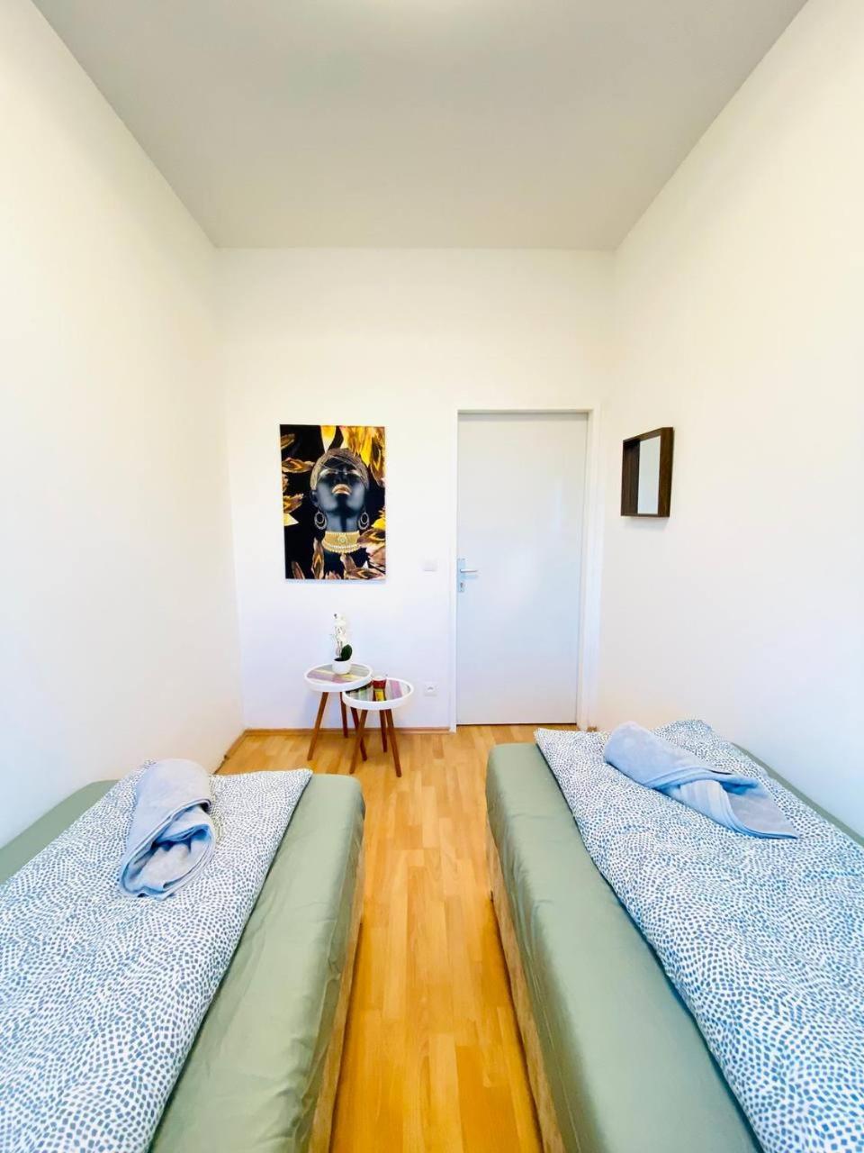 Comfortable Room In The 23Rd District Of Vienna Fr4 Exterior photo