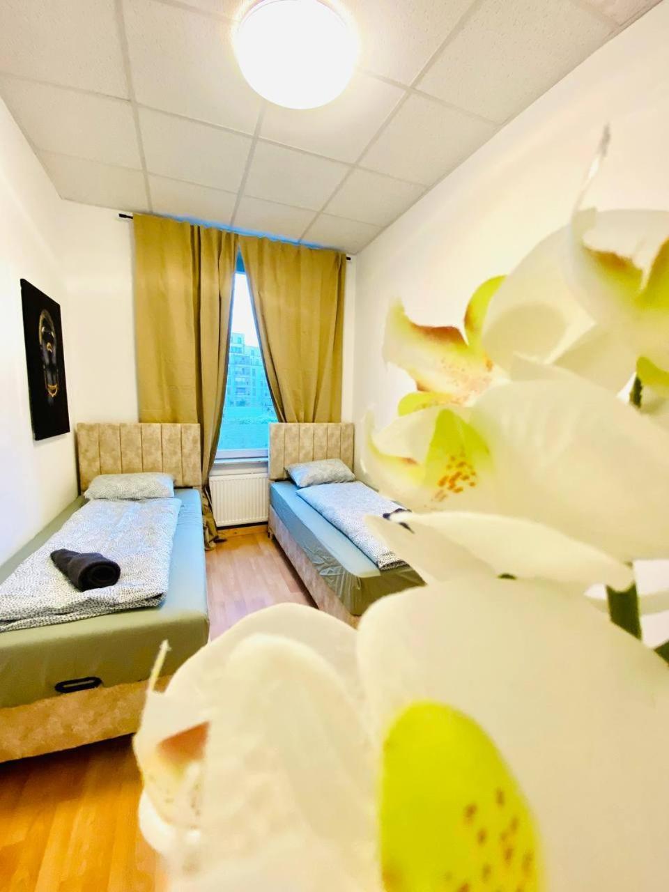 Comfortable Room In The 23Rd District Of Vienna Fr4 Exterior photo